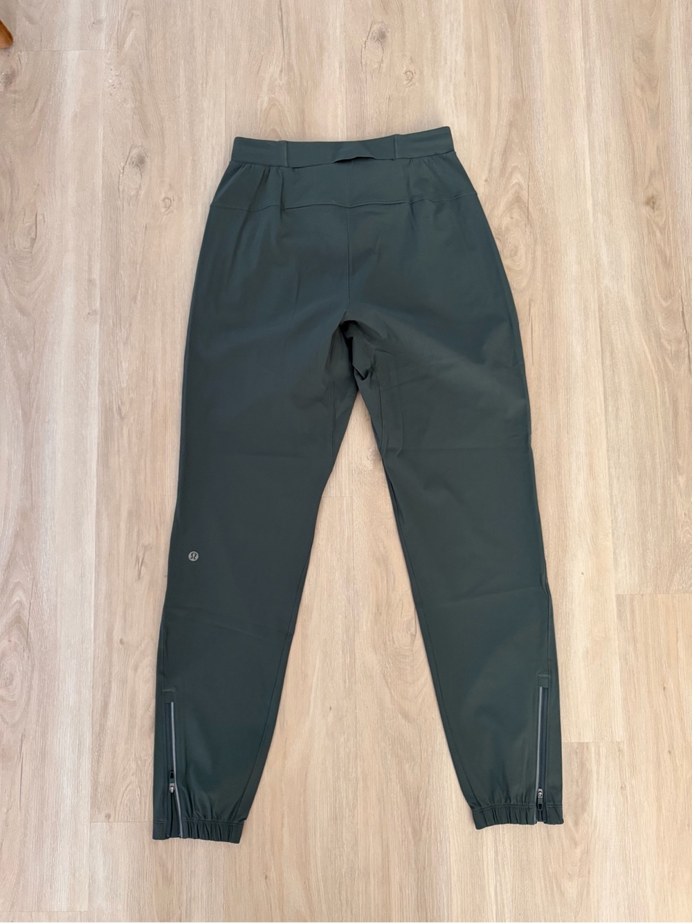Lululemon Men's Surge Jogger, Smoked Spruce Green, Size XS - Picture 3 of 8